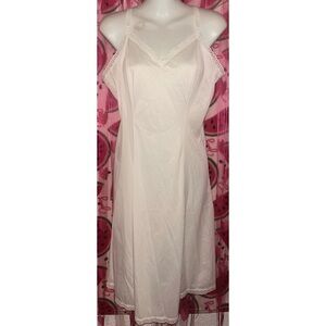 🤍 Vintage Sears Lace-Trimmed Chemise- Tall Length